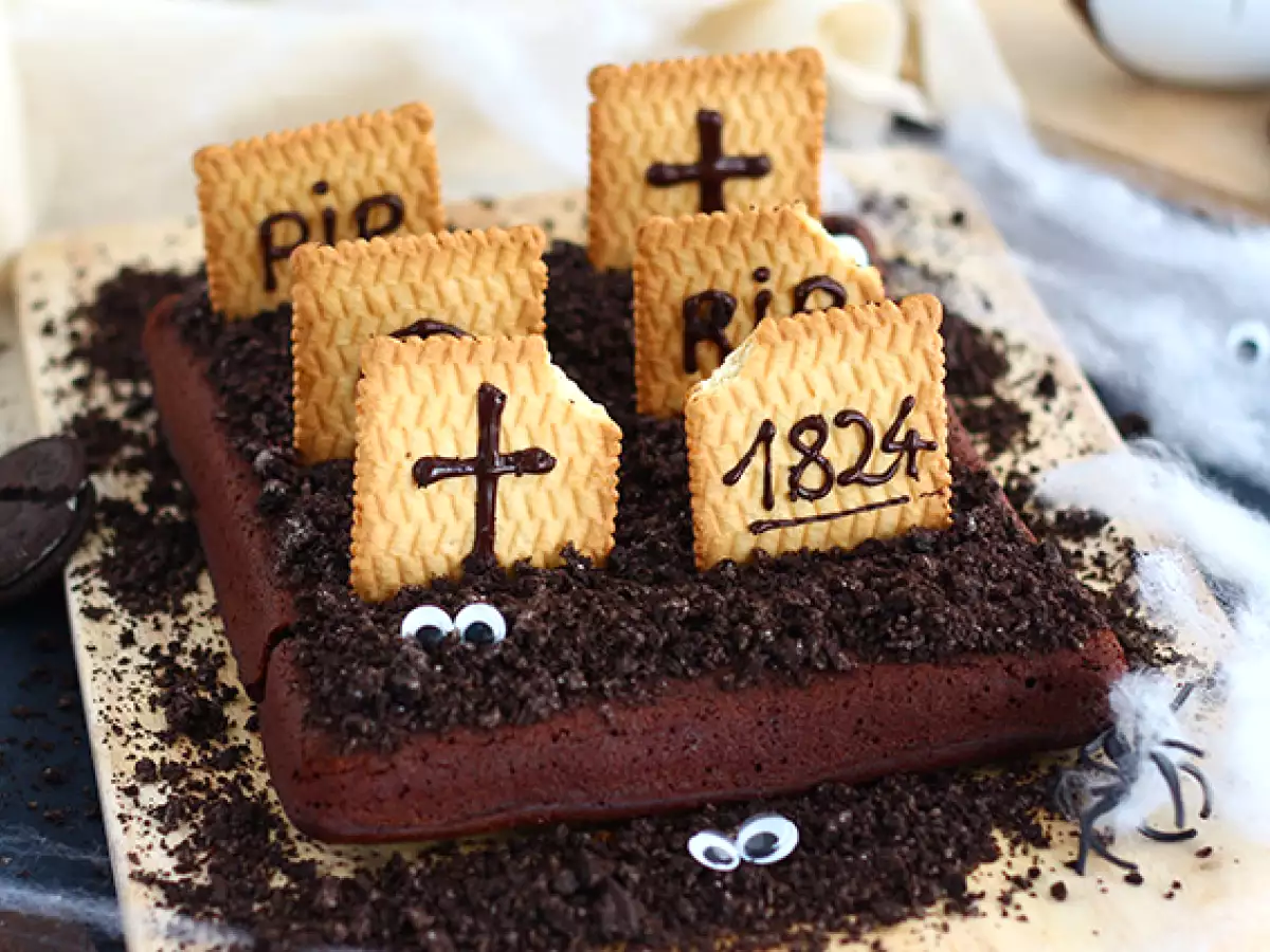 Brownie na Halloween w kształcie cmentarza - zdjęcie 2