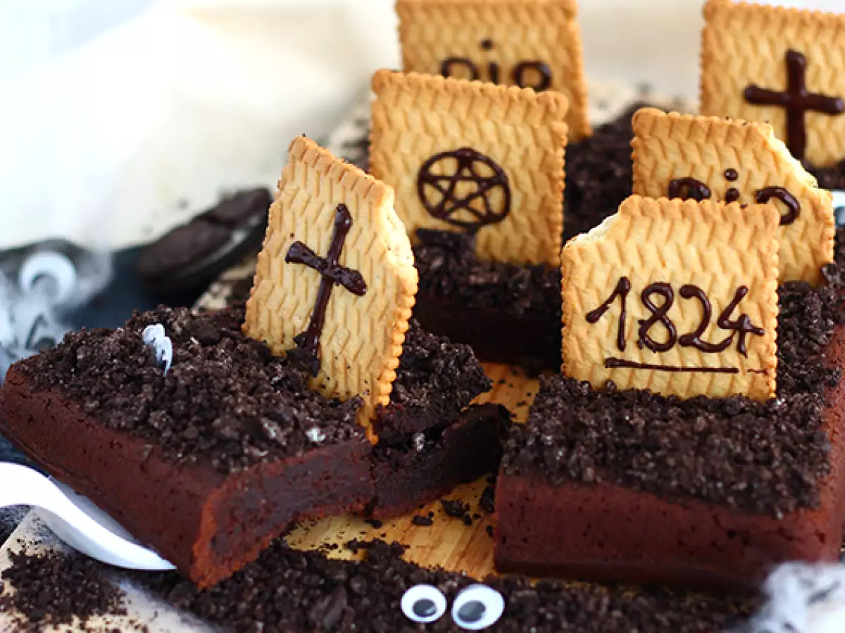 Brownie na Halloween w kształcie cmentarza - zdjęcie 4