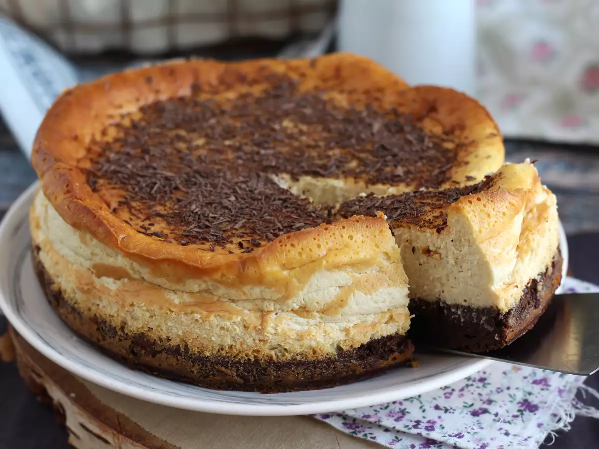 Brownie sernik – zaskakujące połączenie, które zachwyci Twoje podniebienie! - zdjęcie 4