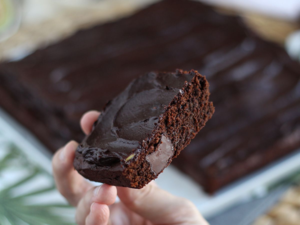 Brownie z awokado i czekoladą bez masła - bez laktozy - zdjęcie 2