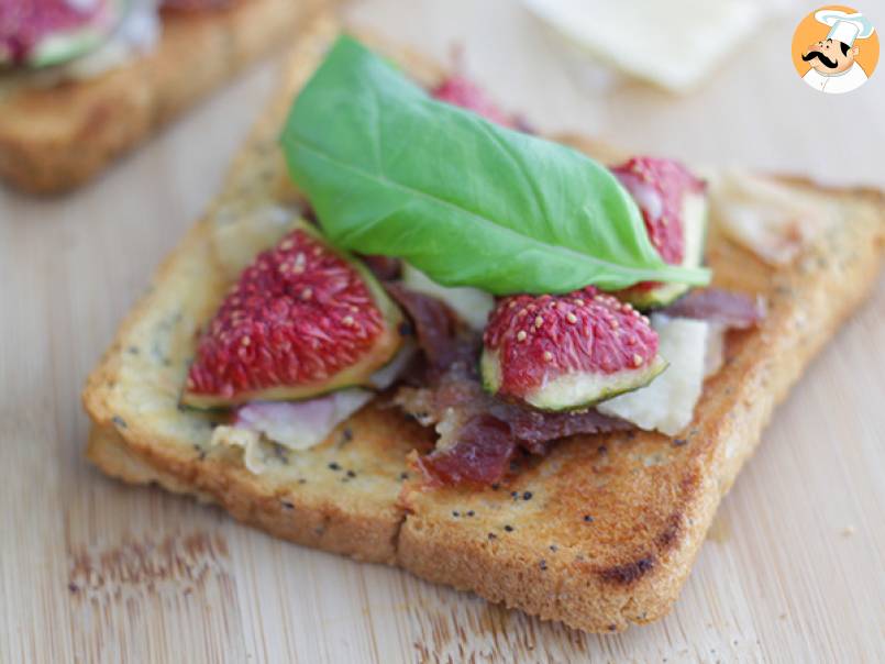 Bruschetta z figami, parmezanem i szynką parmeńską - zdjęcie 2