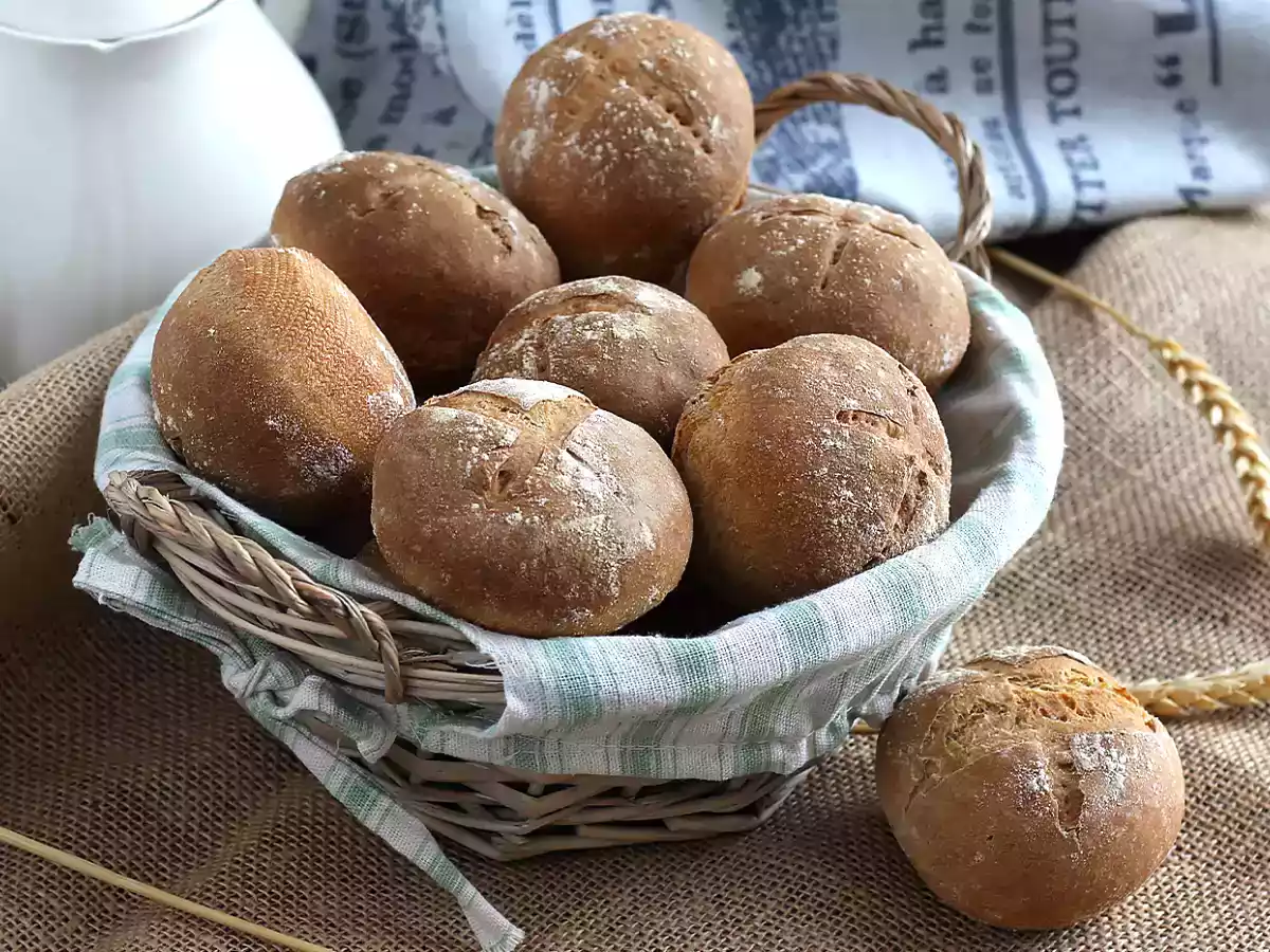 Bułki bez zagniatania - chrupiące i puszyste!