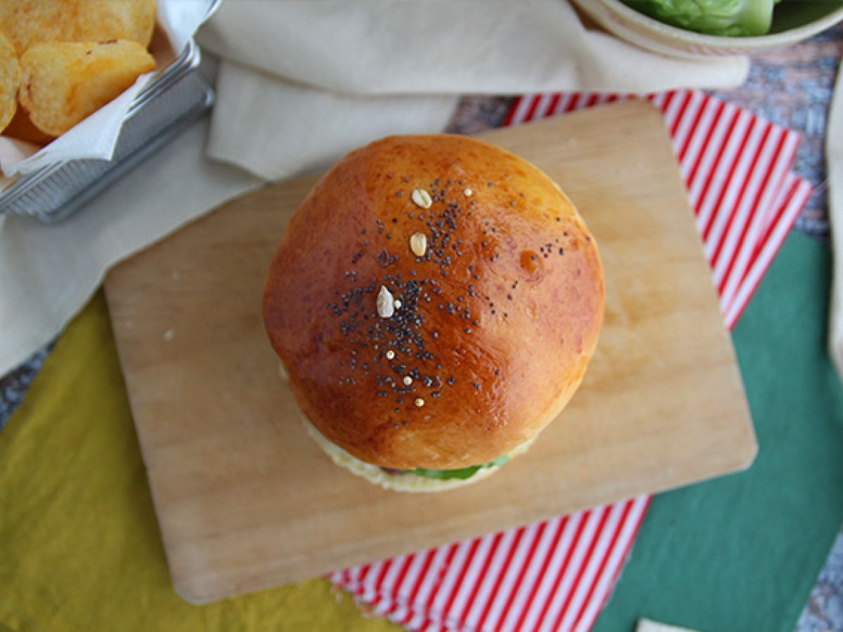 Burger z serem raclette - zdjęcie 4