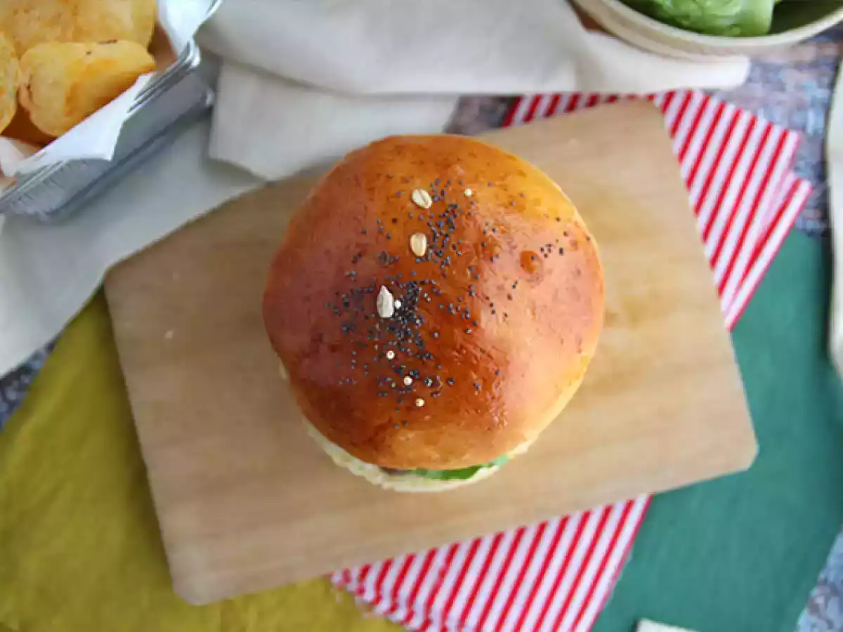 Burger z serem raclette - zdjęcie 4