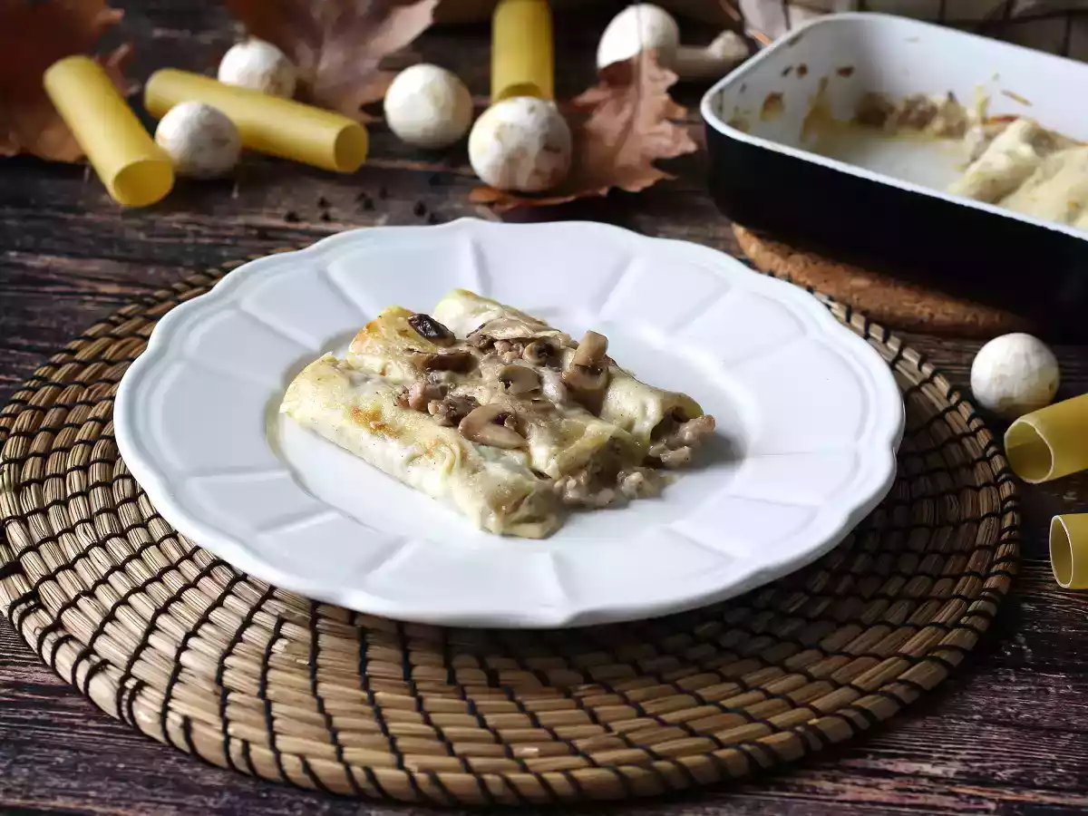 Cannelloni z pieczarkami i kiełbasą: bogate i smaczne pierwsze danie - zdjęcie 2