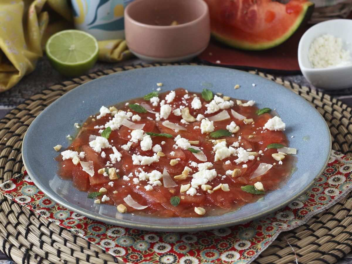 Carpaccio z arbuza: orzeźwiająca przystawka na lato