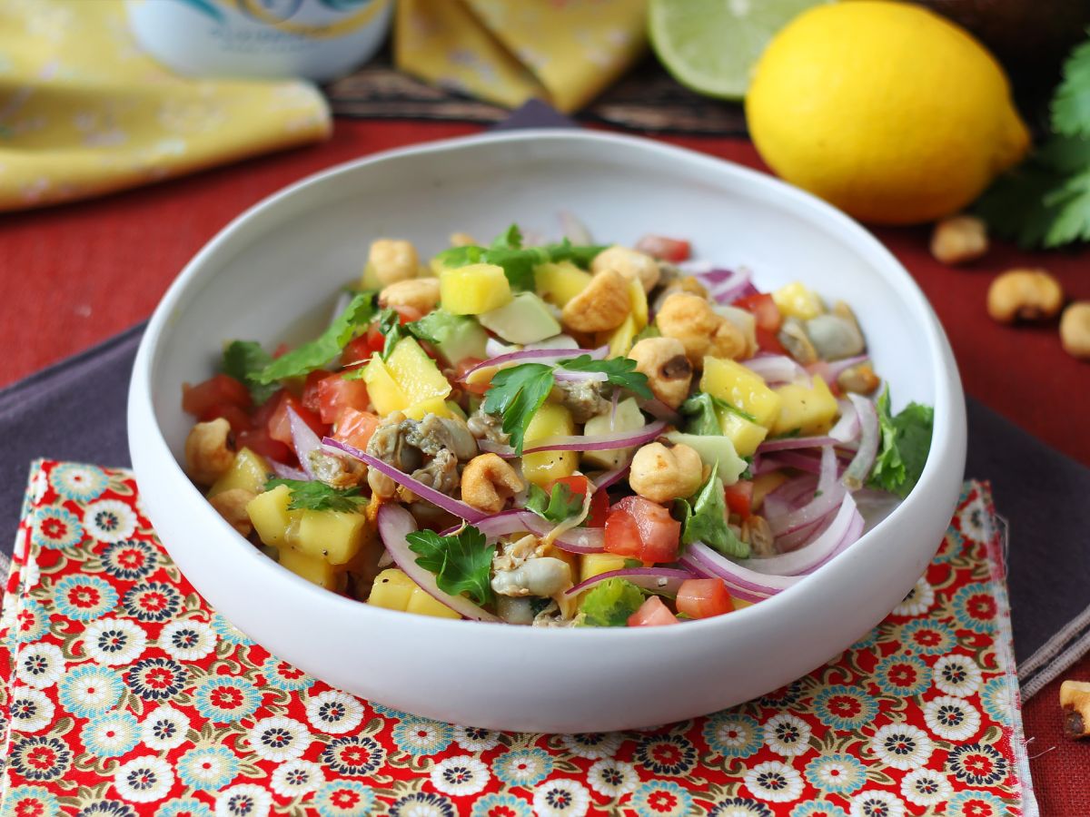 Ceviche z małżami w puszce