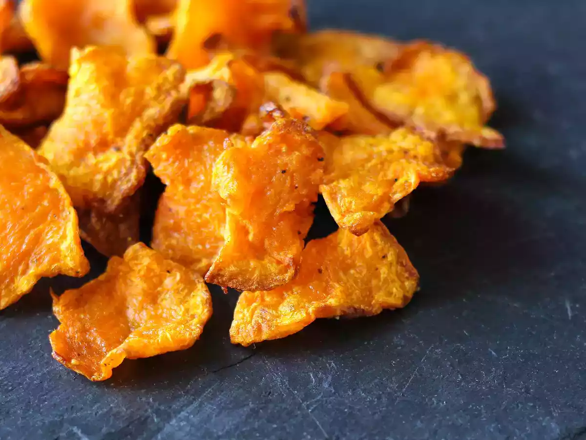 Chipsy dyniowe w frytkownicy powietrznej: lekkie i smaczne - zdjęcie 4
