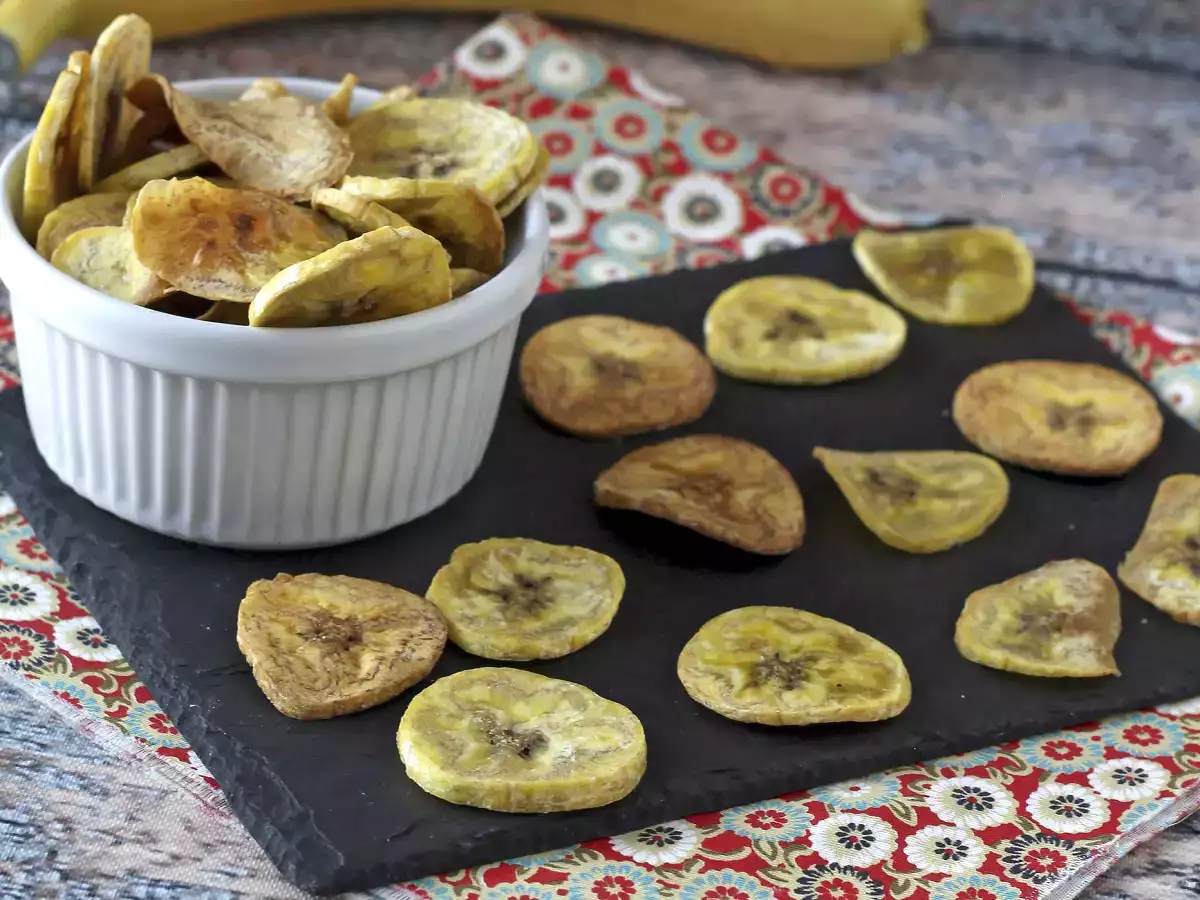 Chipsy z plantana pieczone w piekarniku - zdjęcie 5