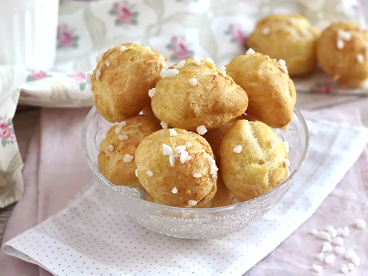 Chouquettes – ptysie z cukrem perłowym