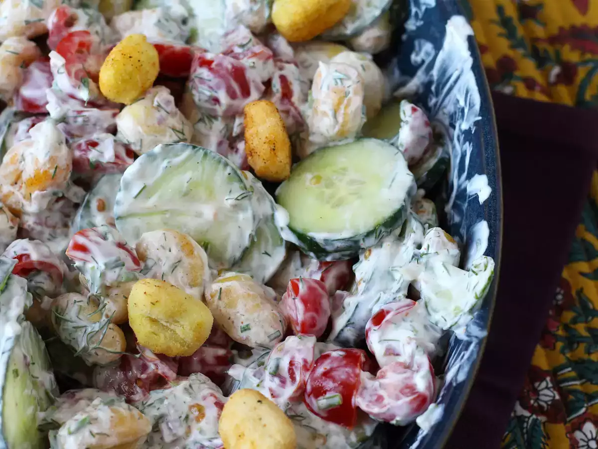 Chrupiąca sałatka z gnocchi – modna, pyszna i zbilansowana, idealna na lato! - zdjęcie 2