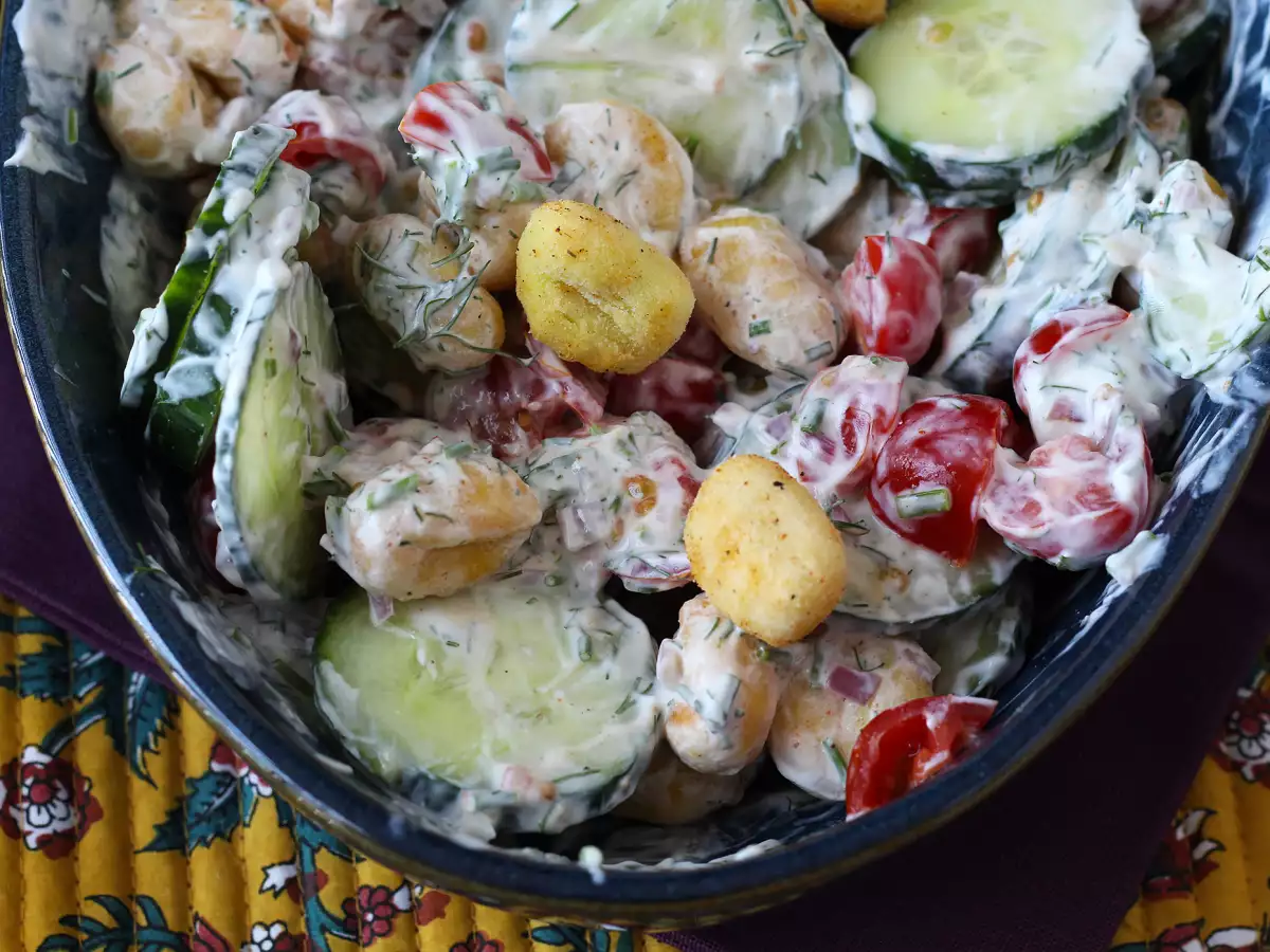 Chrupiąca sałatka z gnocchi – modna, pyszna i zbilansowana, idealna na lato! - zdjęcie 6