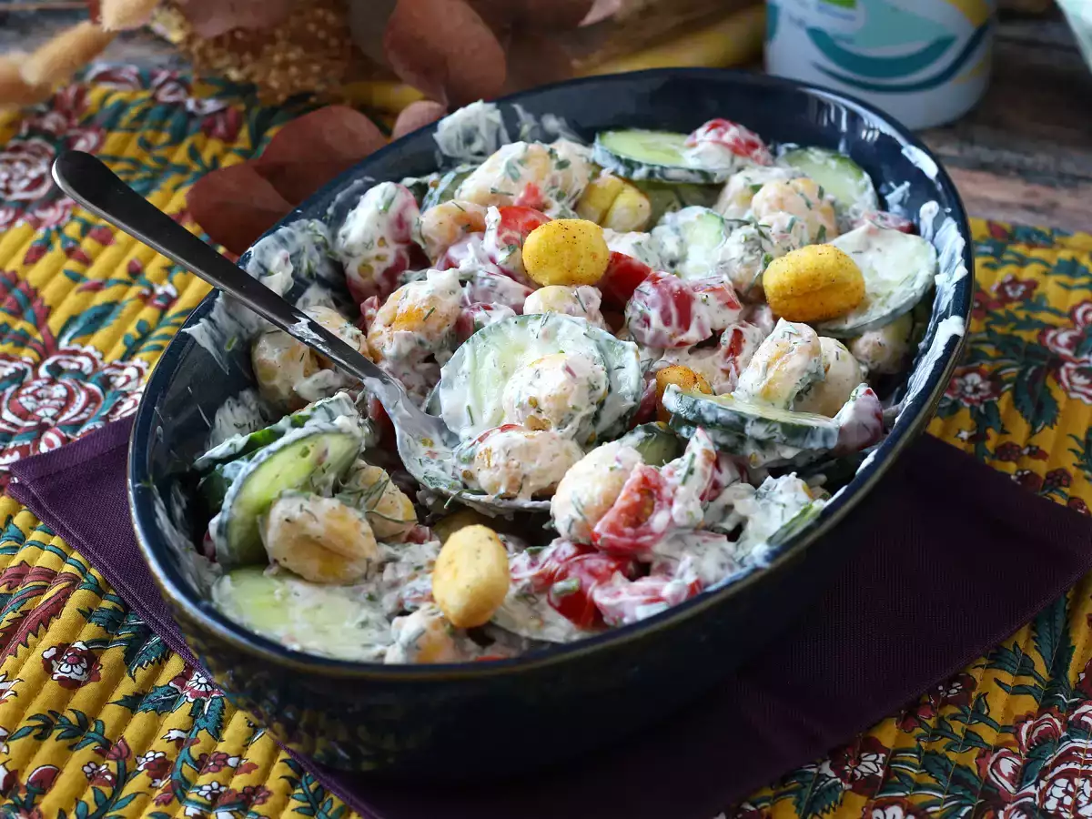 Chrupiąca sałatka z gnocchi, ultra modna, smaczna i zbilansowana, idealna na lato! - zdjęcie 3