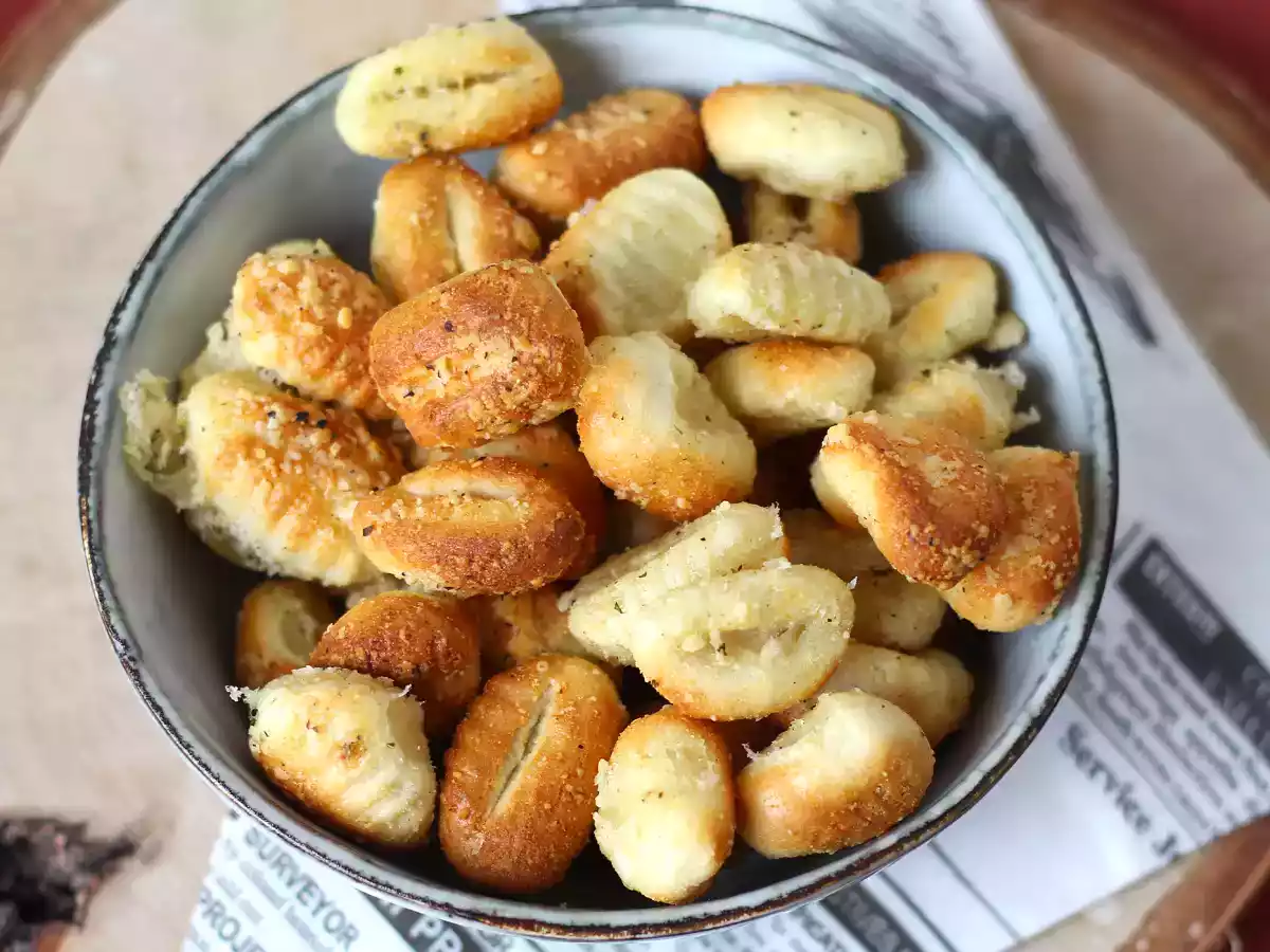 Chrupiące gnocchi z parmezanem w frytkownicy powietrznej - zdjęcie 2