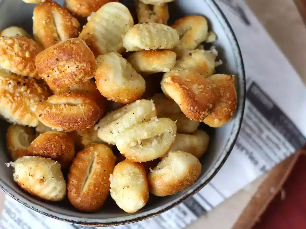 Chrupiące gnocchi z parmezanem w frytkownicy powietrznej - zdjęcie 4