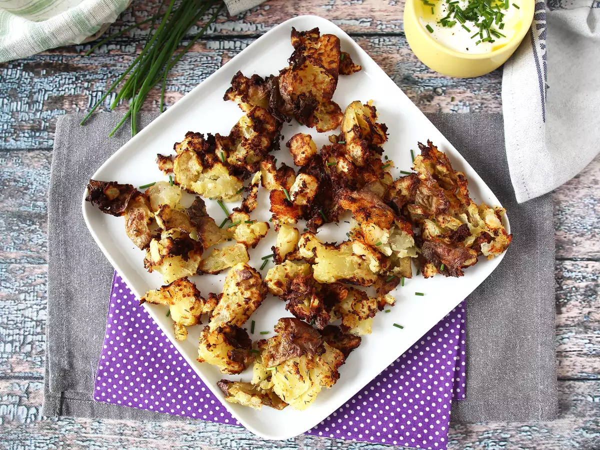 Chrupiące smashed potatoes z frytkownicy beztłuszczowej - zdjęcie 2