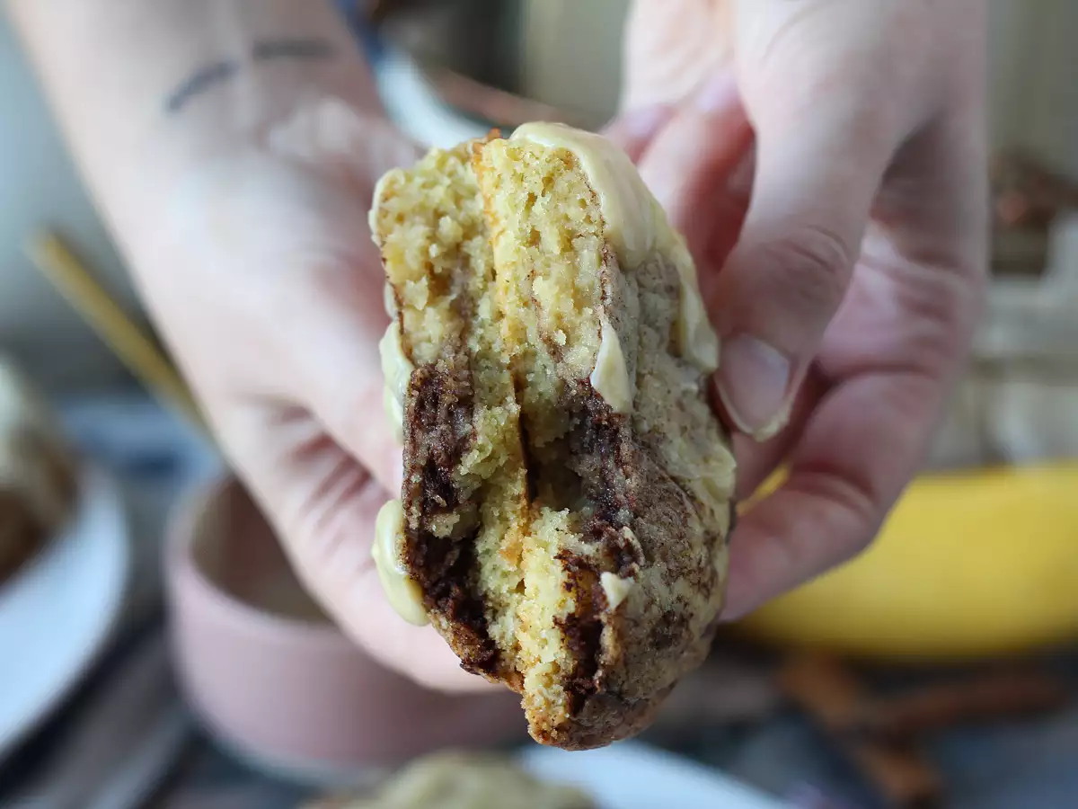 Ciasteczka w stylu cinnamon rolls – miękkie w środku, chrupiące na zewnątrz i pełne cynamonu - zdjęcie 3