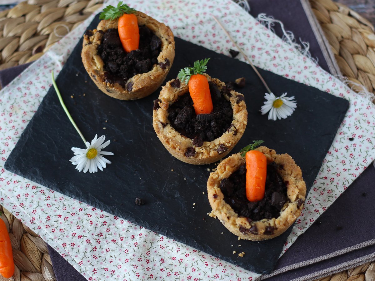 Ciasteczkowe kubeczki polane czekoladowym ganache, w stylu marchewkowego garnka - zdjęcie 5