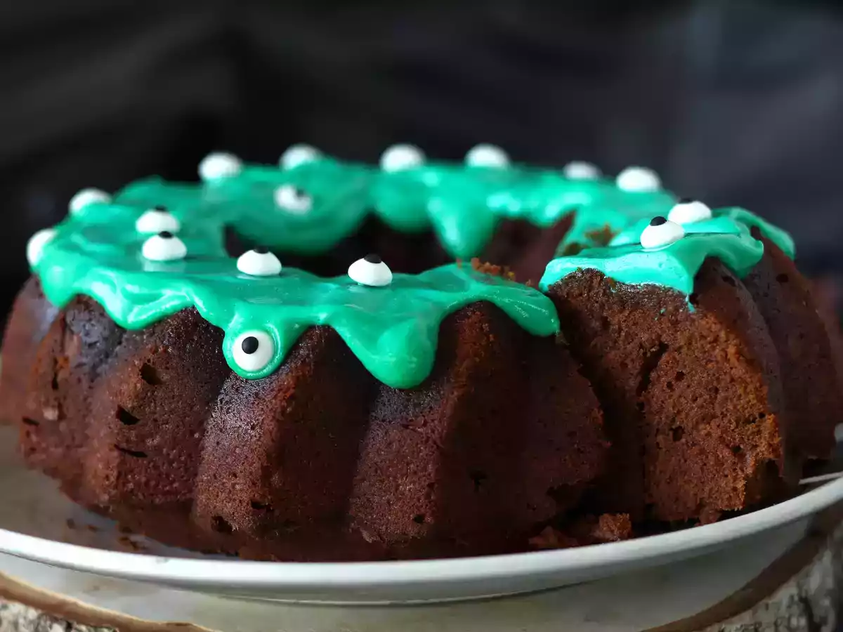 Ciasto Bundt na Halloween, przepyszna czekoladowa babka - zdjęcie 3