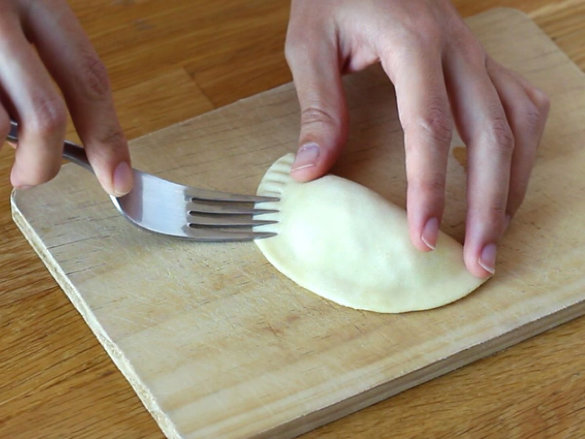 Ciasto do empanadillas - zdjęcie 2