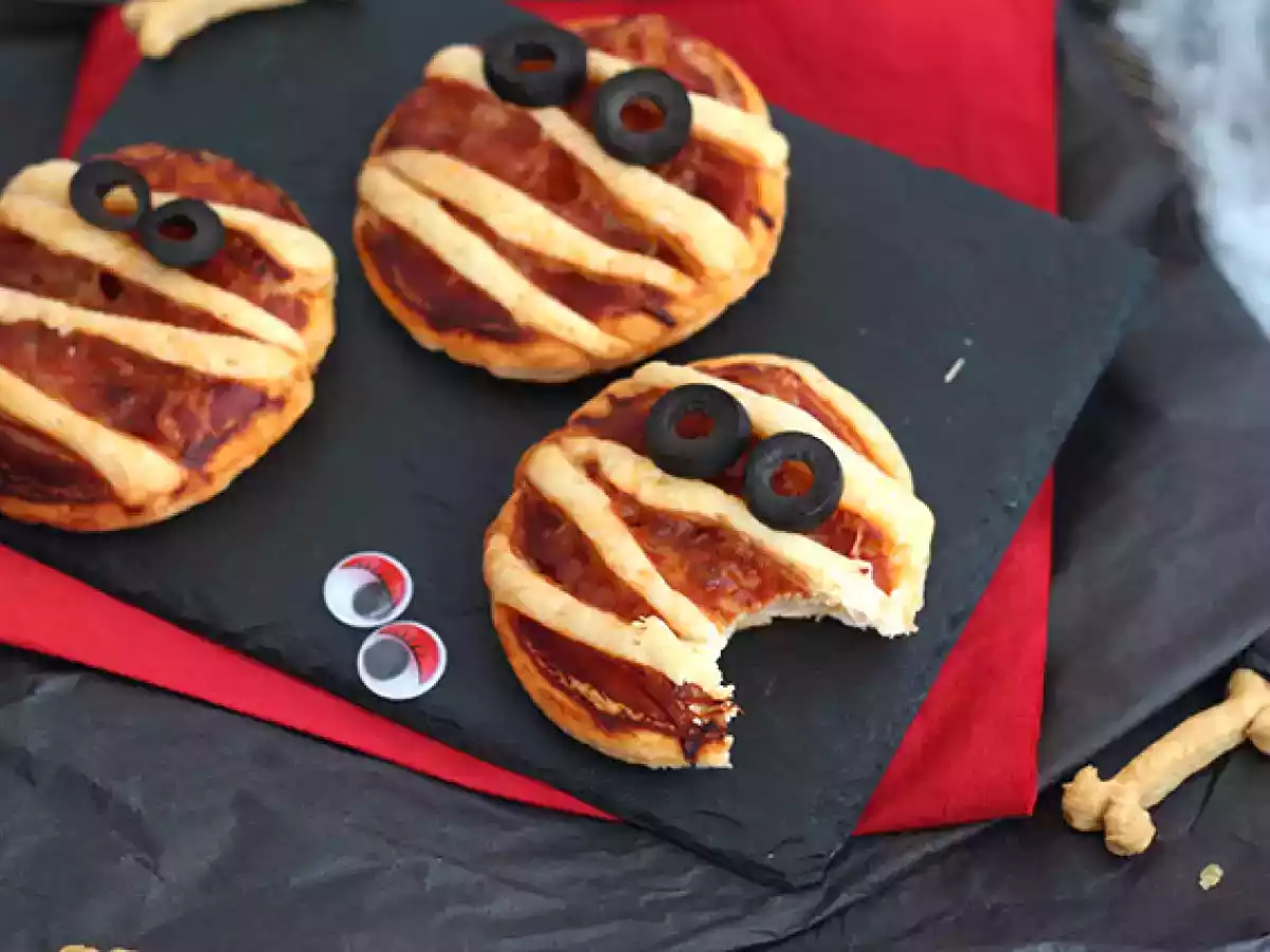 Ciasto francuskie na pizzę mumię - zdjęcie 5
