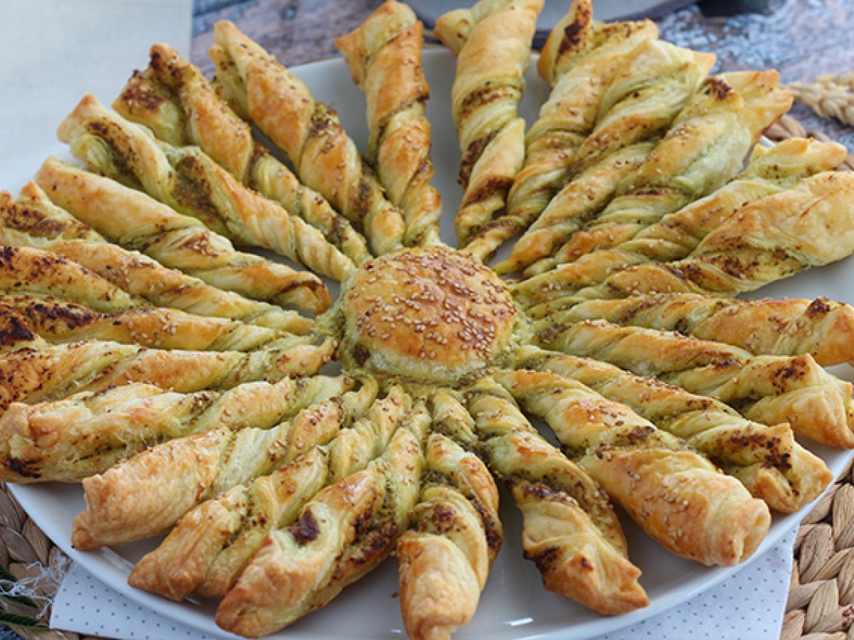 Ciasto francuskie z pesto - przepis na chrupiące słońce - zdjęcie 4