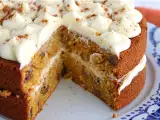 Ciasto marchewkowe z orzechami (carrot cake) – sprawdzony przepis, zdjęcie 1