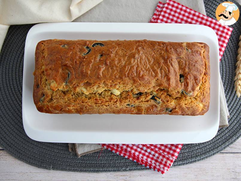 Ciasto z czarnymi oliwkami i fetą - zdjęcie 4
