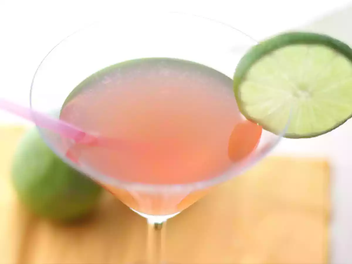 Cosmopolitan z sokiem żurawinowym