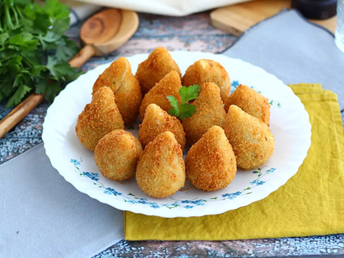 Coxinhas – brazylijskie krokiety z kurczakiem