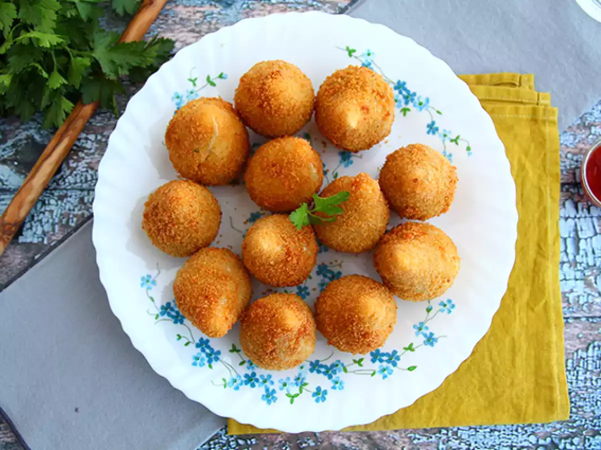 Coxinhas – brazylijskie krokiety z kurczakiem - zdjęcie 2
