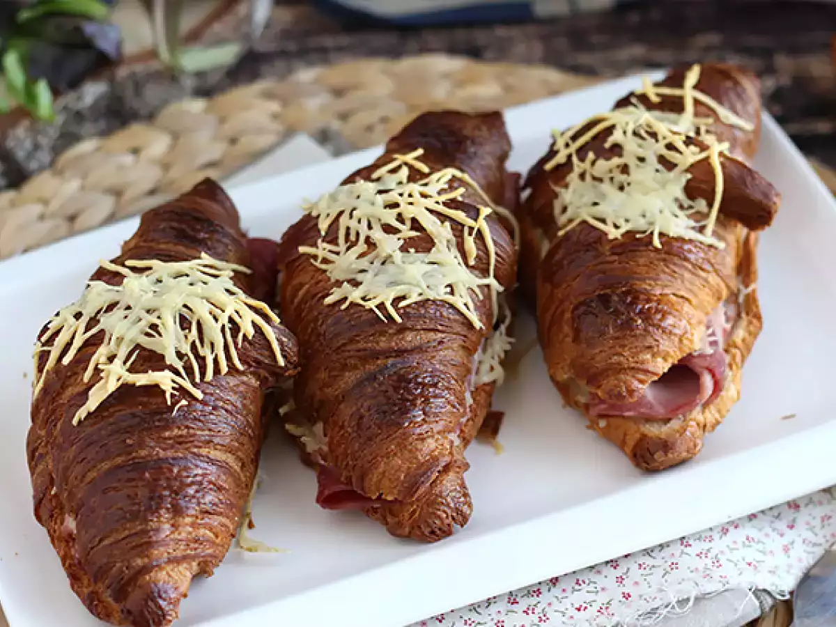 Croissanty z szynką i serem - zdjęcie 3