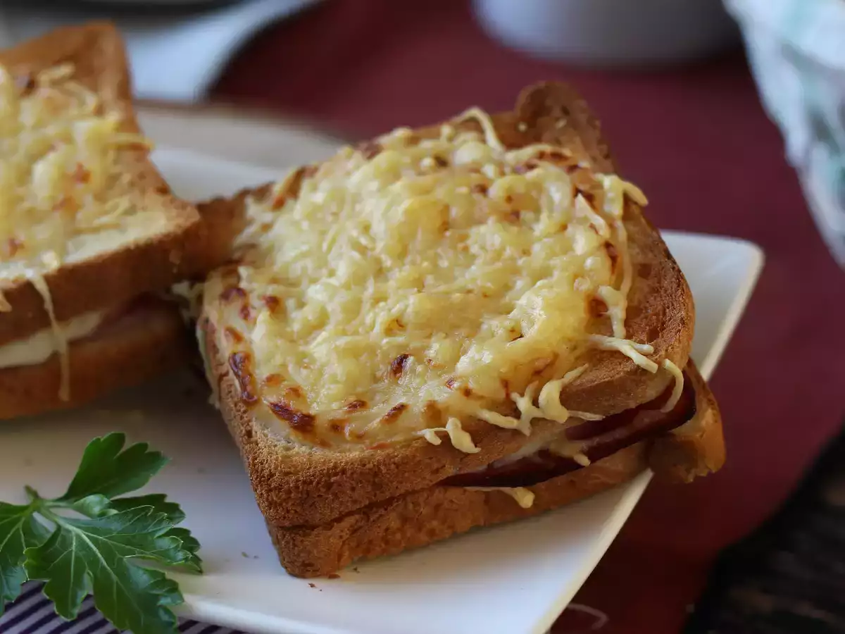 Croque-monsieur z frytkownicy beztłuszczowej (Air Fryer) - zdjęcie 2