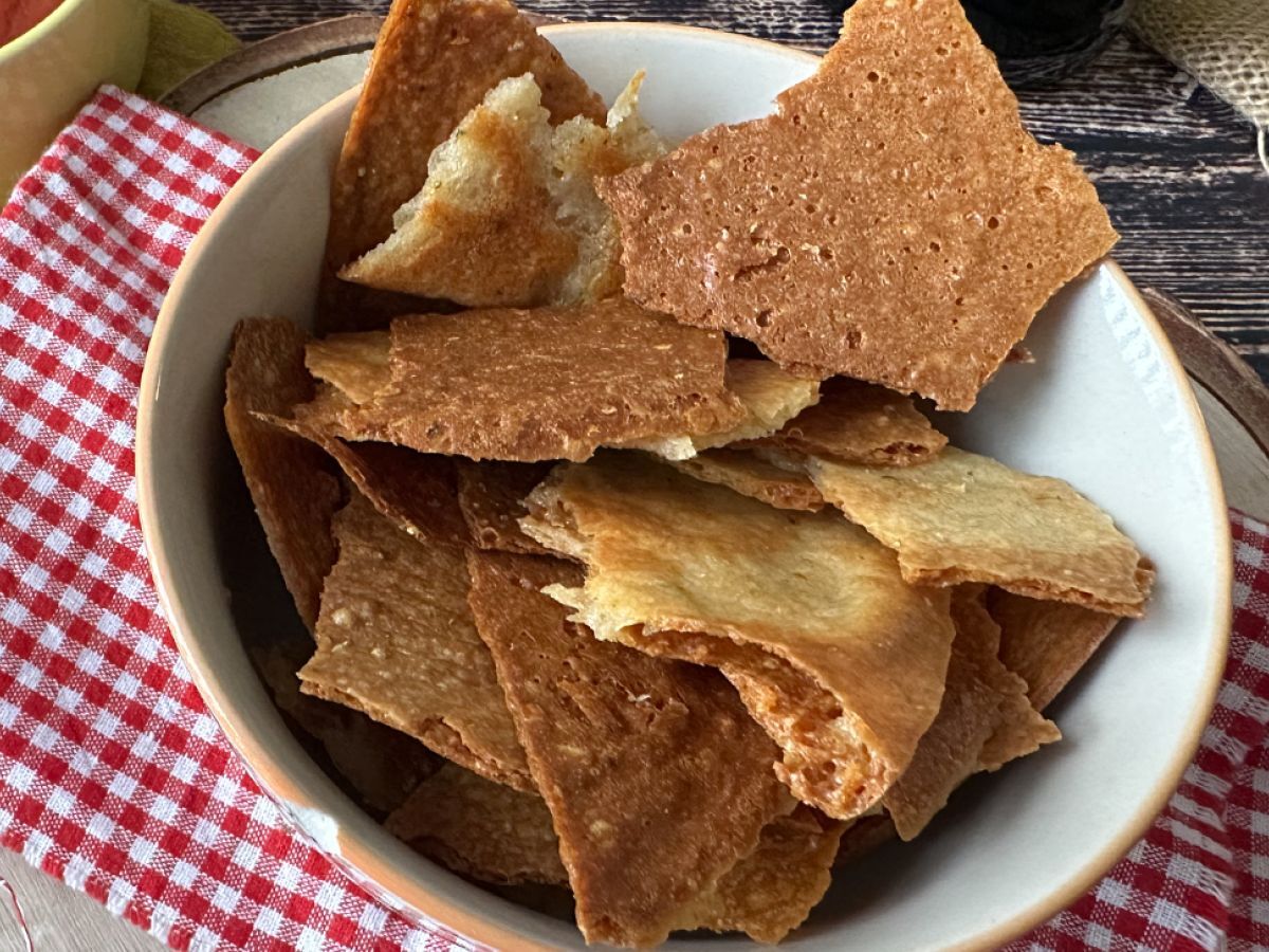 Crostini, chrupiąca przystawka z parmezanem - zdjęcie 2