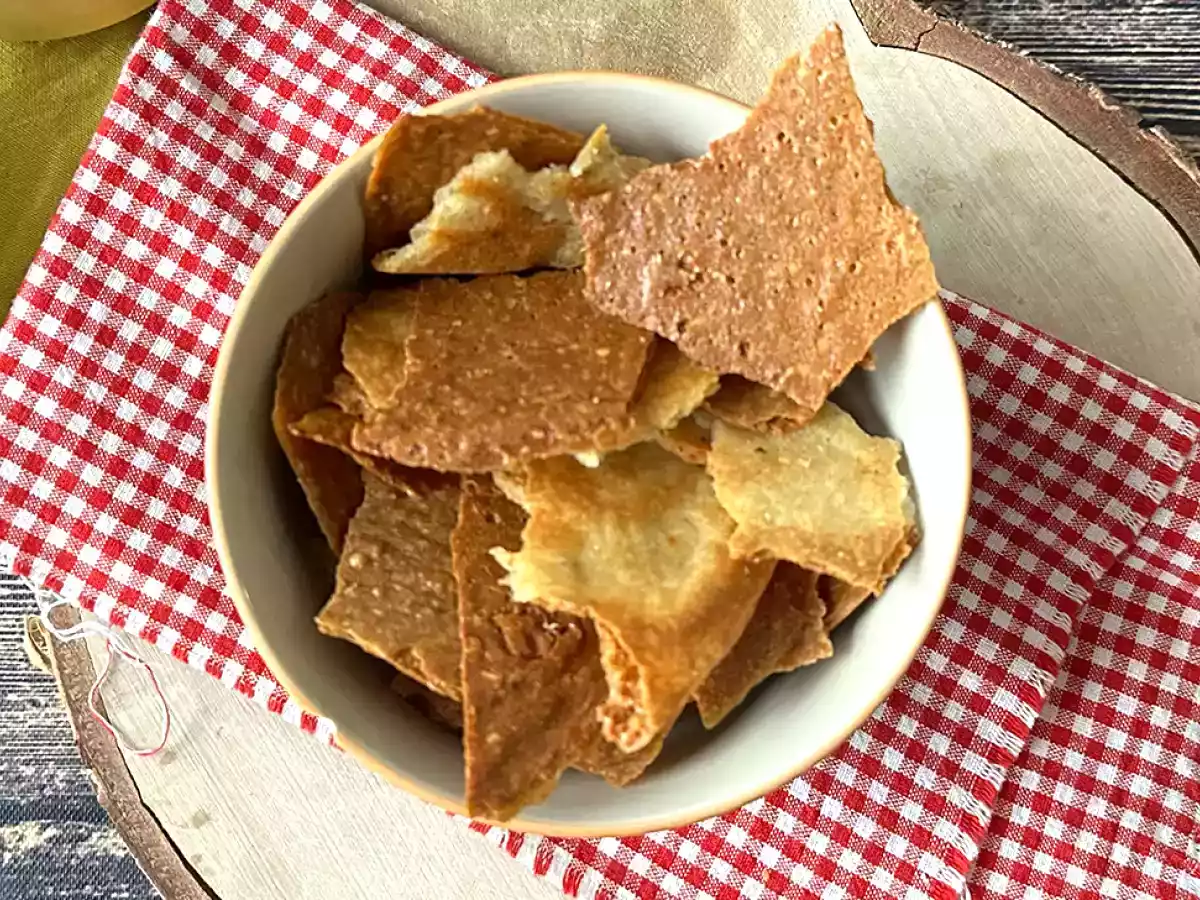 Crostini, chrupiąca przystawka z parmezanem - zdjęcie 5