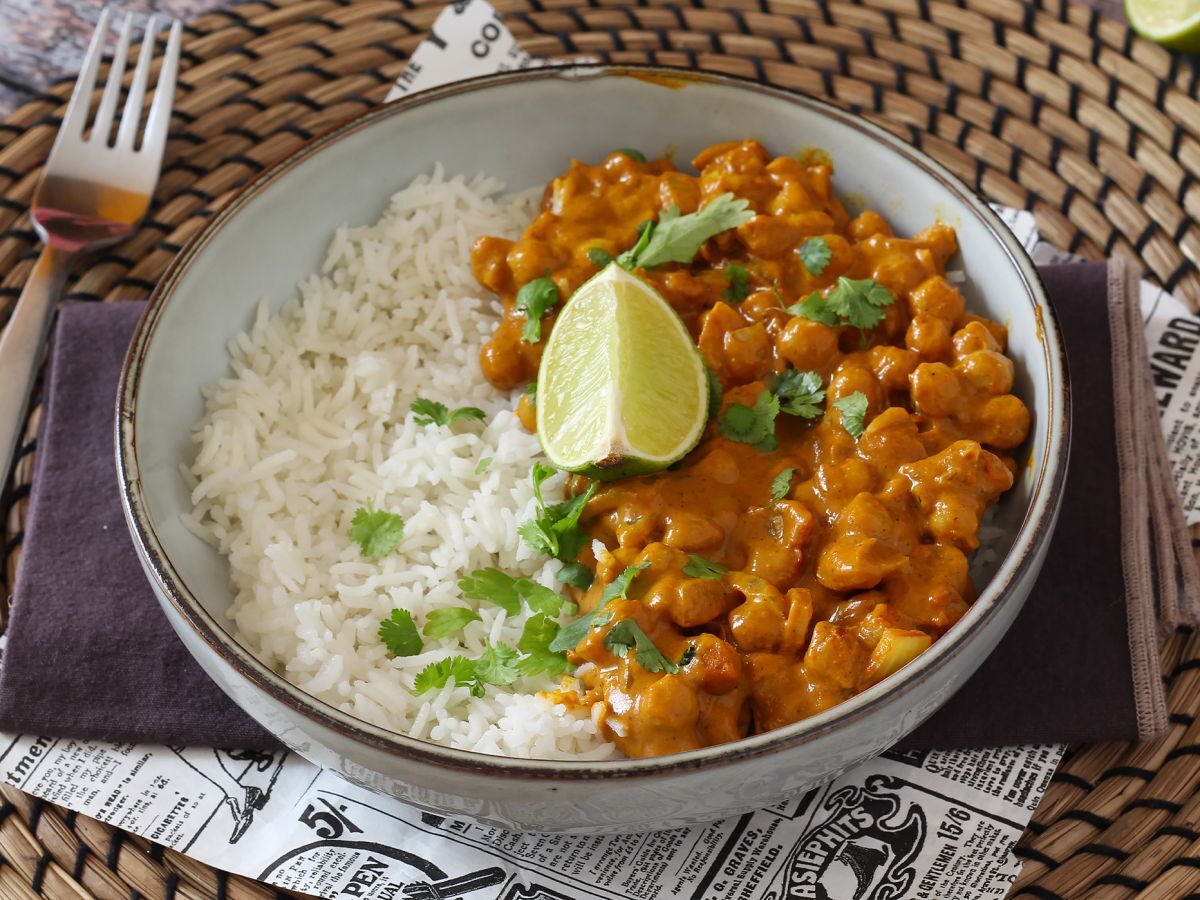 Curry z ciecierzycy - wegański przepis dla smakoszy - zdjęcie 3