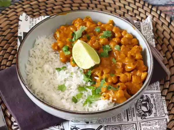 Przepis Curry z ciecierzycy - wegański przepis dla smakoszy