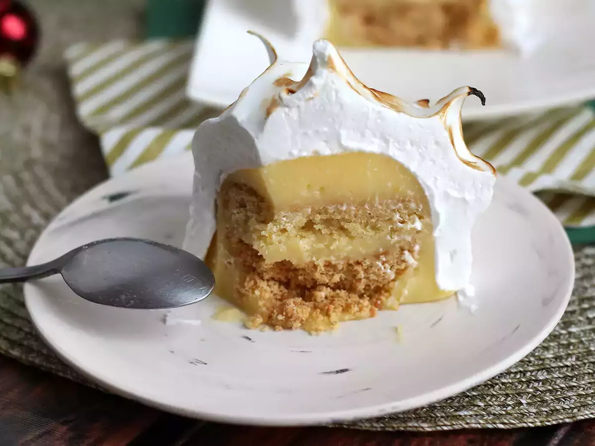 Cytrynowa rolada à la tarta cytrynowa z bezą - zdjęcie 5