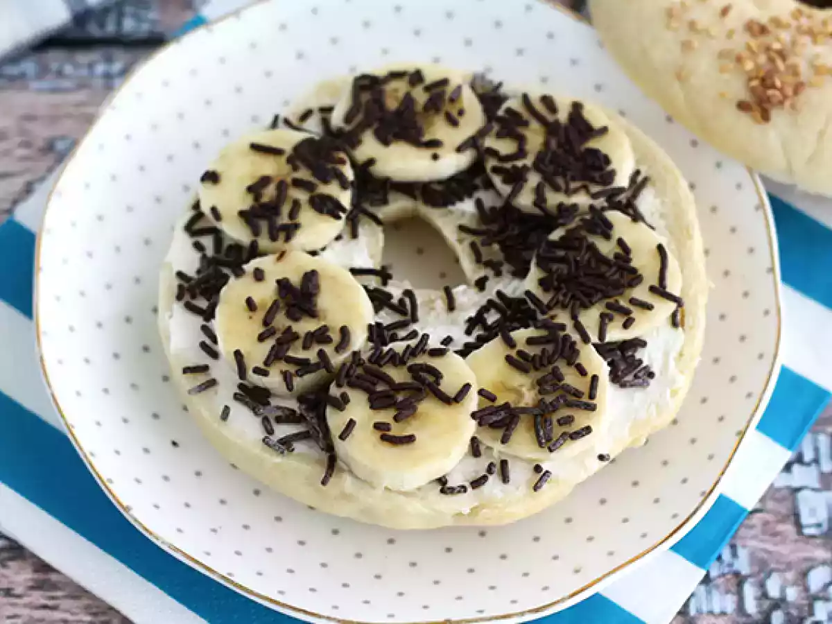 Czekoladowe bajgle z bananem - zdjęcie 2
