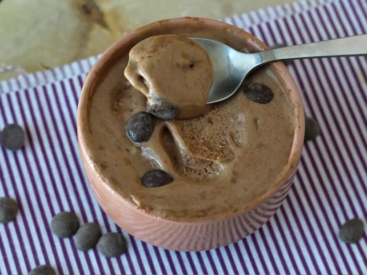 Czekoladowe super lody białkowe z serwatki, gotowe w 5 minut!