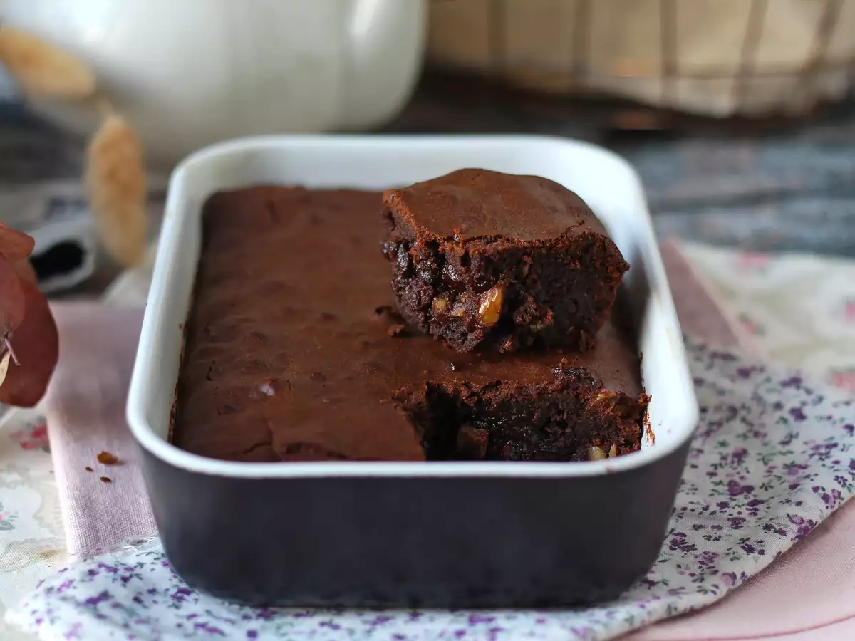 Czekoladowo-orzechowe brownie z frytkownicy beztłuszczowej - zdjęcie 8