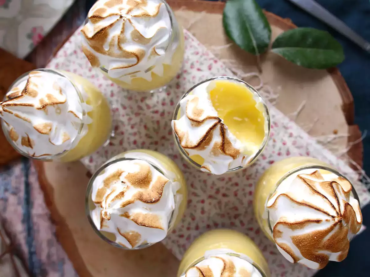Deserki w pucharkach à la tarta cytrynowa z bezą - zdjęcie 6