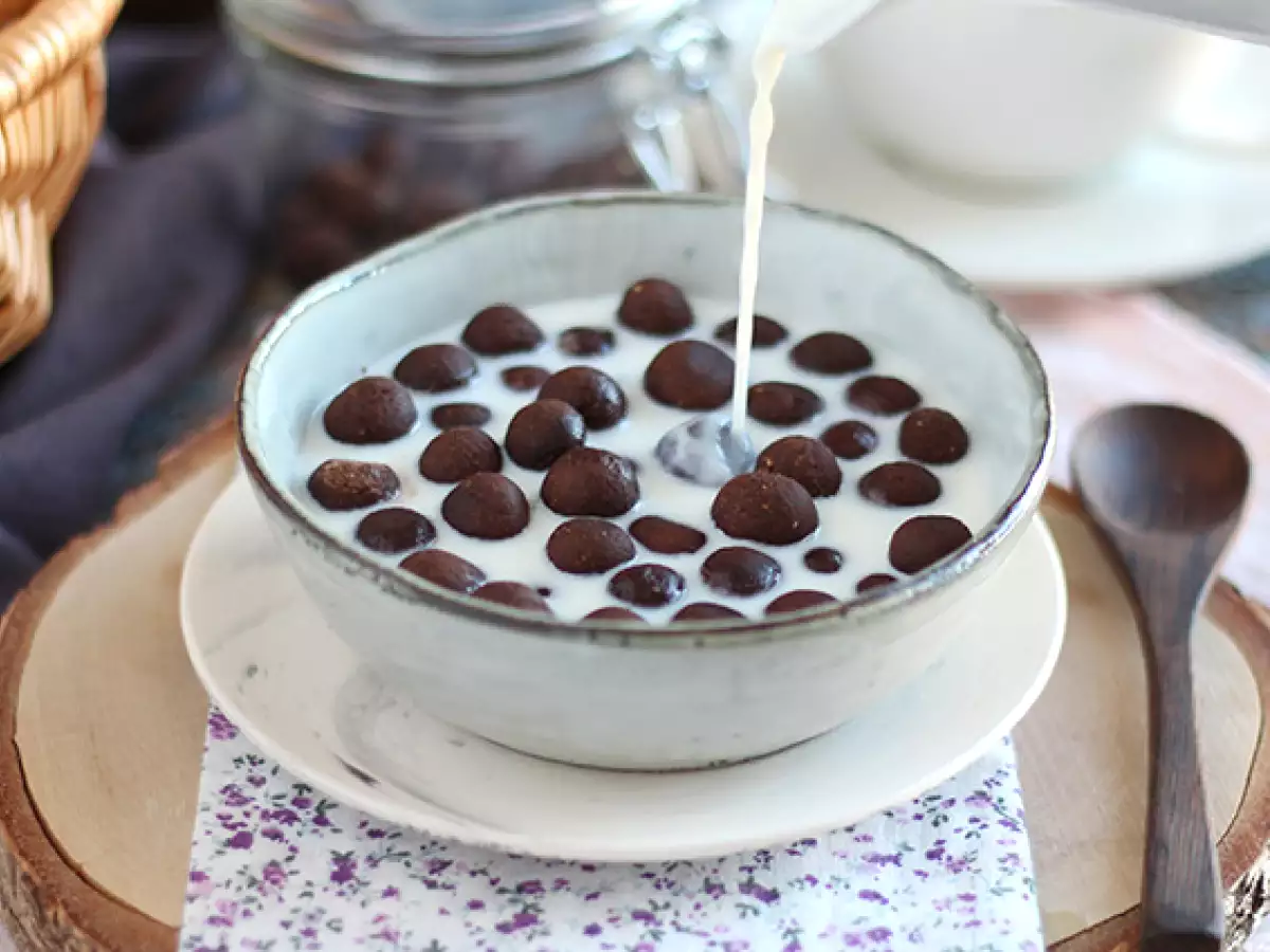 Domowe czekoladowe kuleczki śniadaniowe à la Nesquik - zdjęcie 3