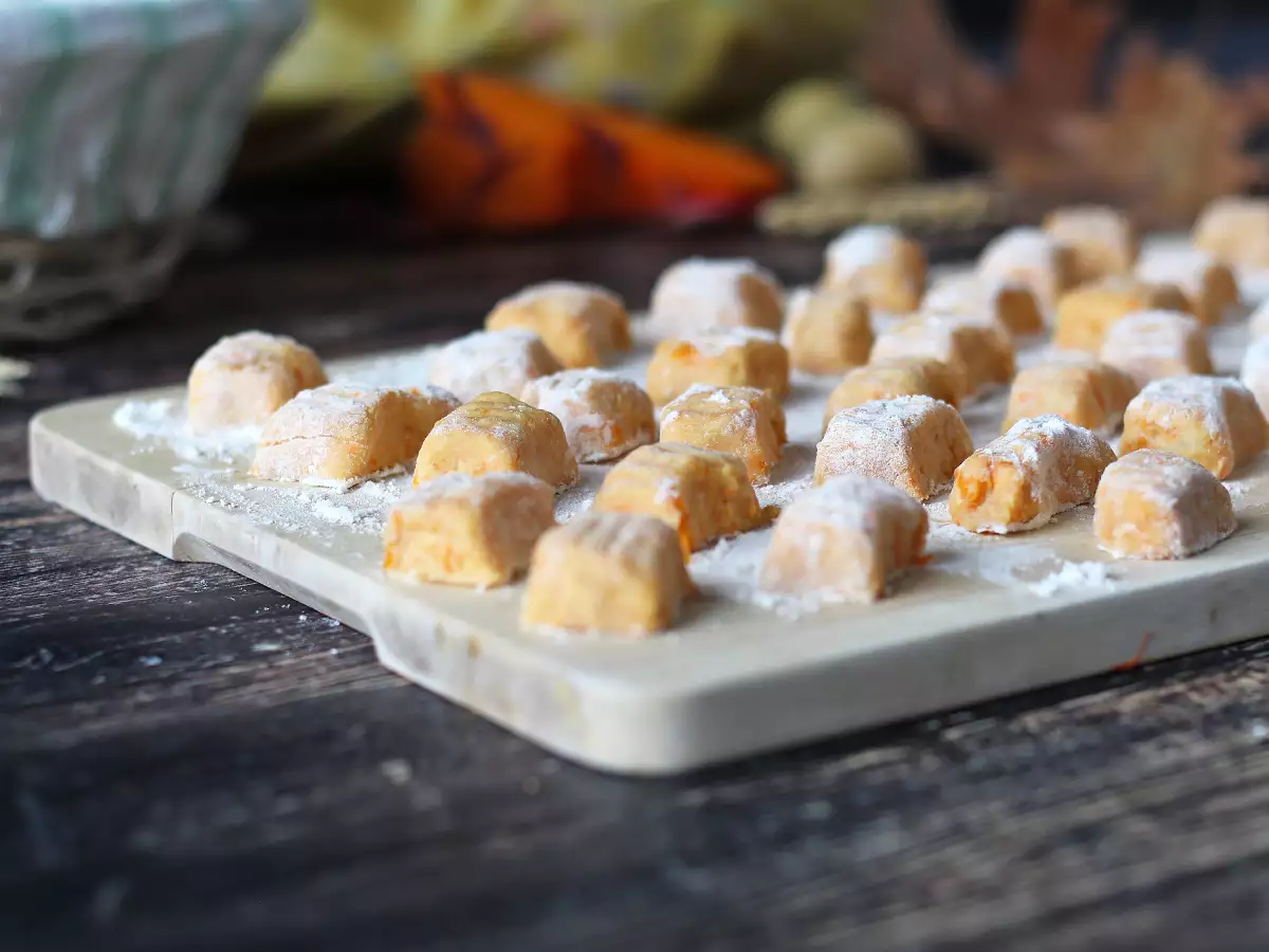 Domowe gnocchi z dyni: miękkie, delikatne i idealne na jesień! - zdjęcie 2