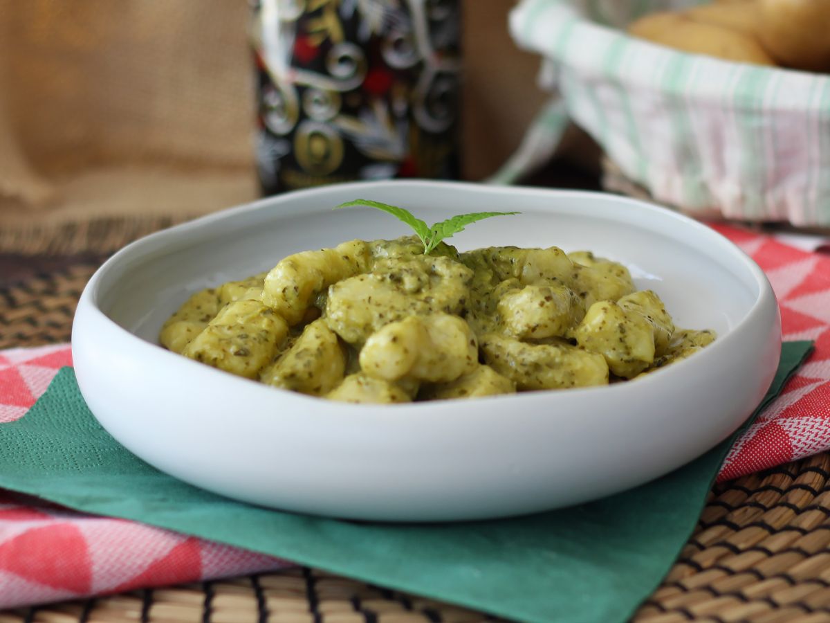 Domowe gnocchi ziemniaczane z pesto - zdjęcie 4