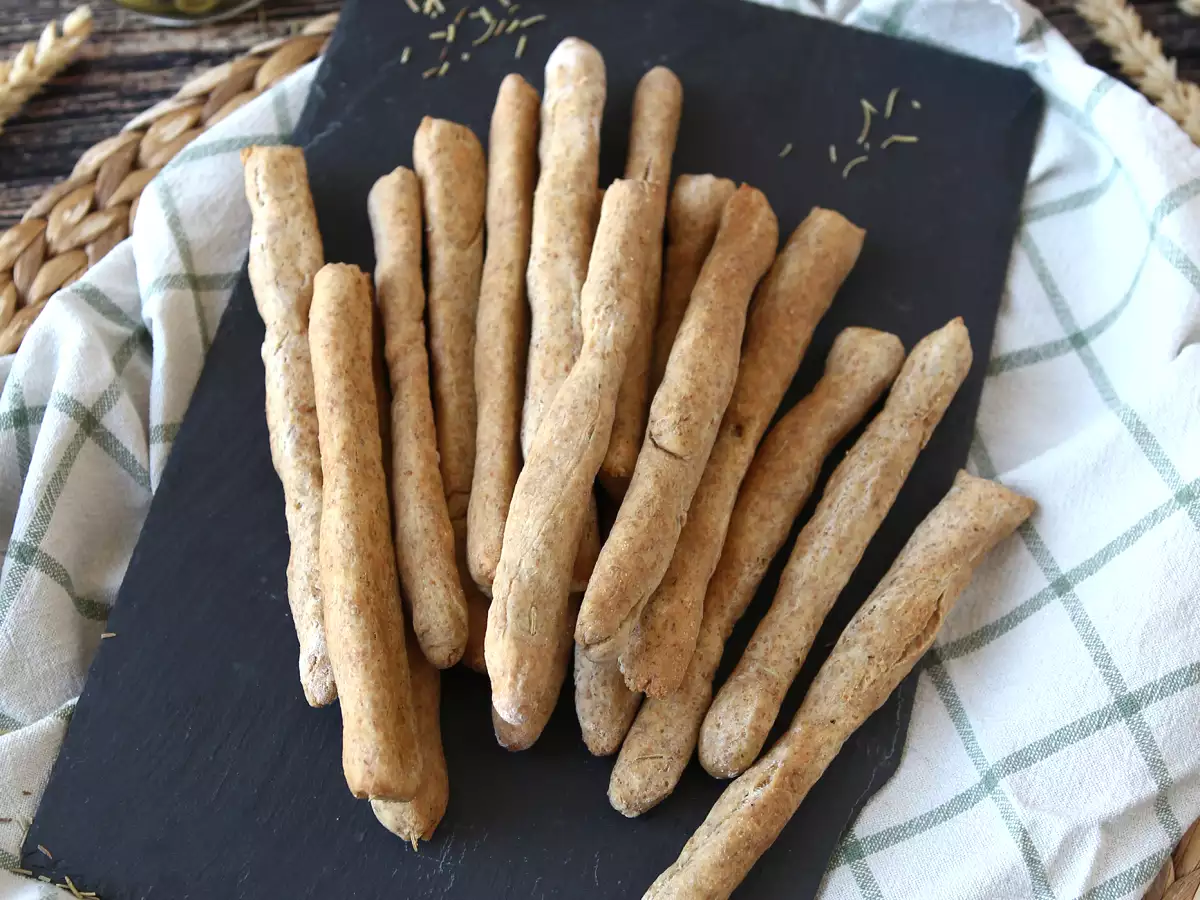 Domowe gresy ziołowe: łatwe do zrobienia i super chrupiące! - zdjęcie 4