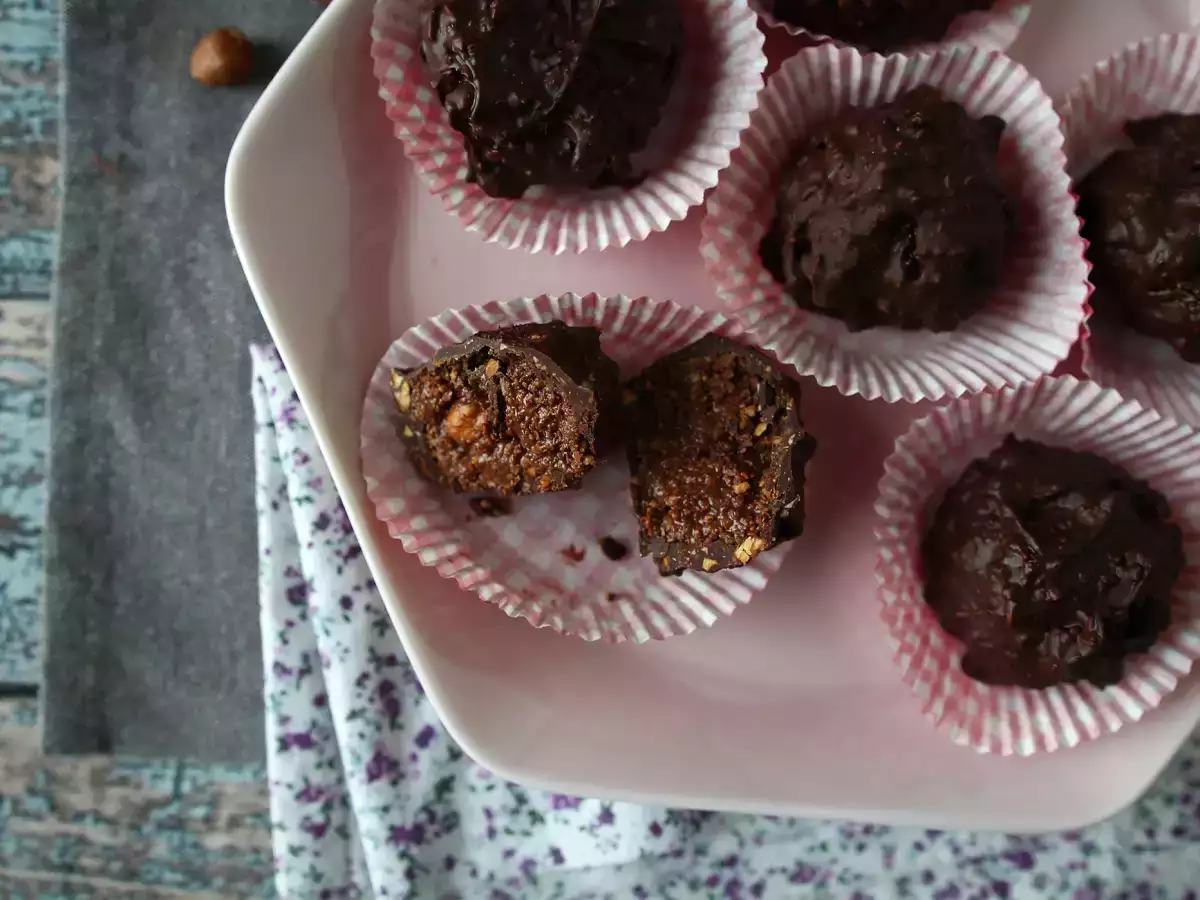 Domowe pralinki w stylu Ferrero Rocher - zdjęcie 2