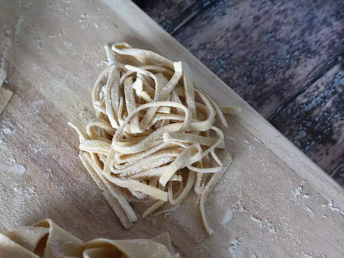 Domowe tagliolini – przepis krok po kroku - zdjęcie 2