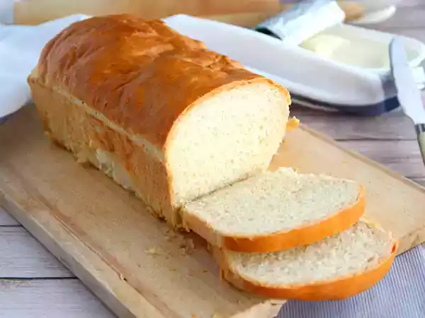 Przepis Domowy chleb kanapkowy