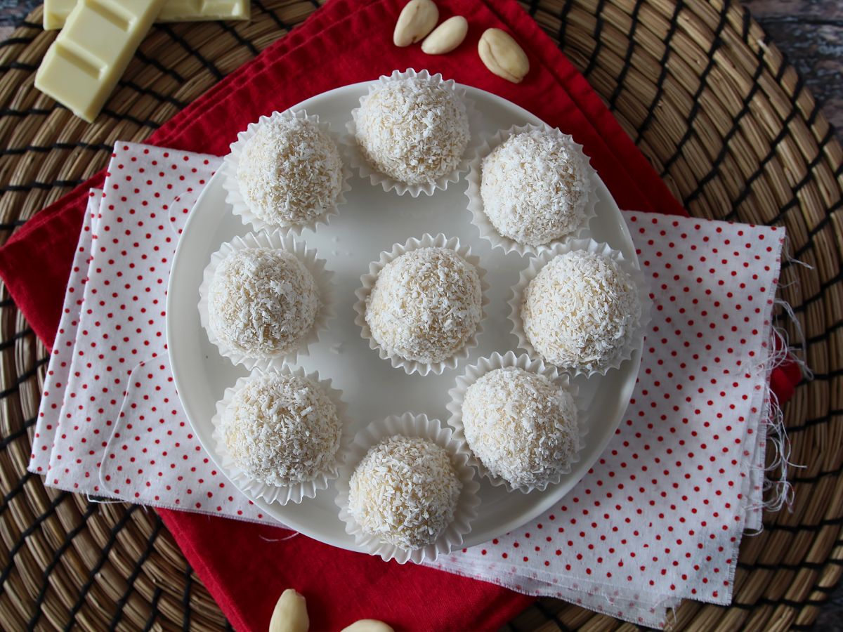 Domowy czekoladowy Raffaello - zdjęcie 4